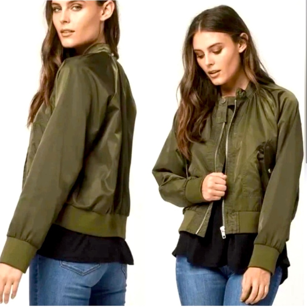 Free People Green Zip Up Bomber Jacket Army Green
Size Small